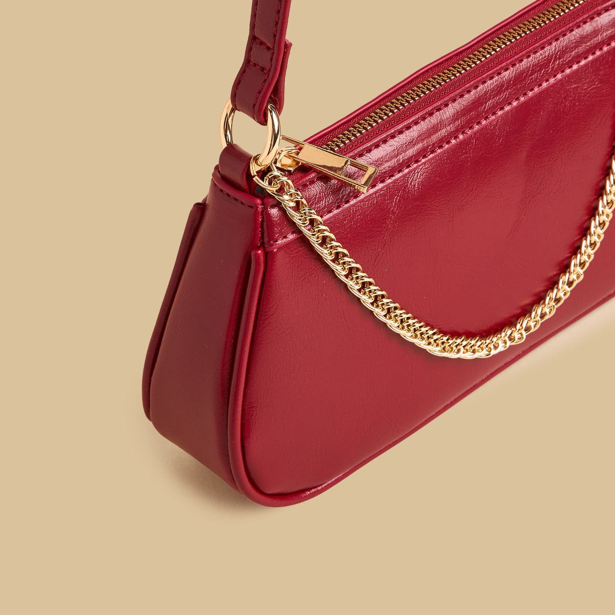 Chain Accent Shoulder Bag with Zip Closure - Red