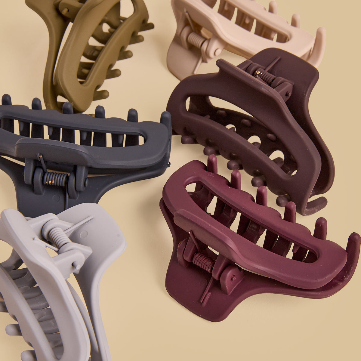 Pack of 6 - Matte Hair Clamps