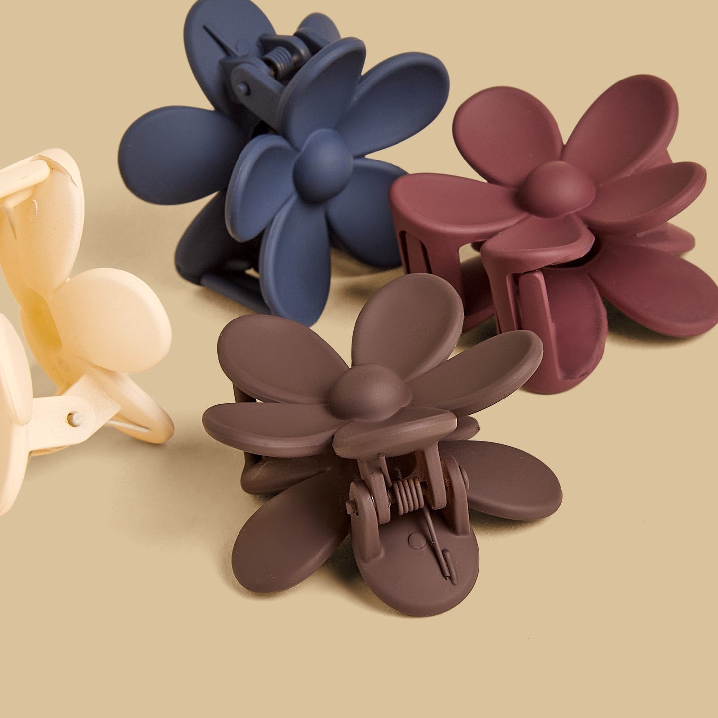 Pack of 4 - Floral Hair Clamp